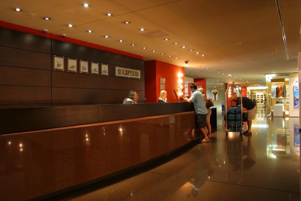 Grand Hotel